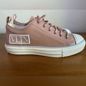 Authentic Valentino Logo Patch sneakers.